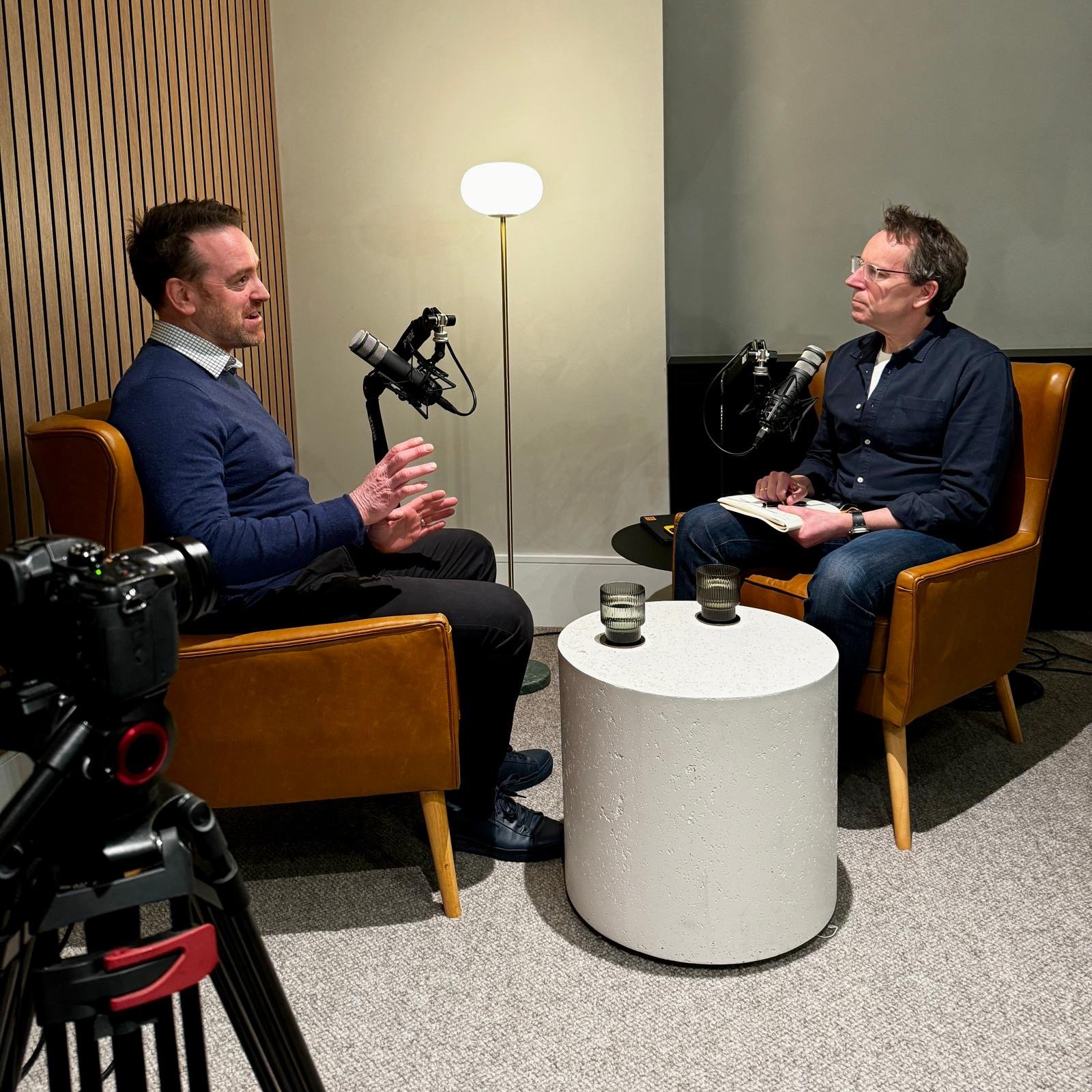 Cameron-Schwab-TheDesignCEO-The-Design-CEO-Eclat-podcast-studio-this-is-a-studio (1)